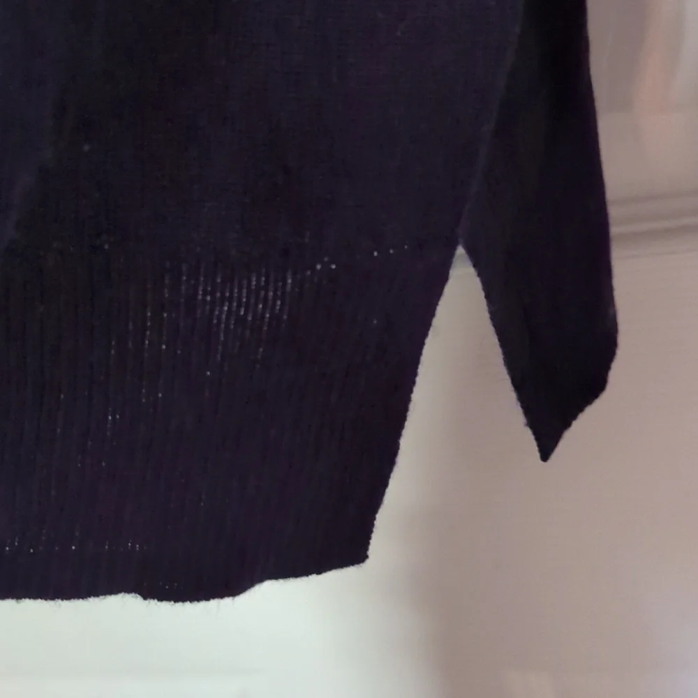 NEW GAP NAVY BLUE 100% MERINO WOOL LARGE PULLOVER SWEATER - Picture 7 of 8